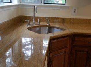 71 Sage Ct, Bedminster, NJ 07921