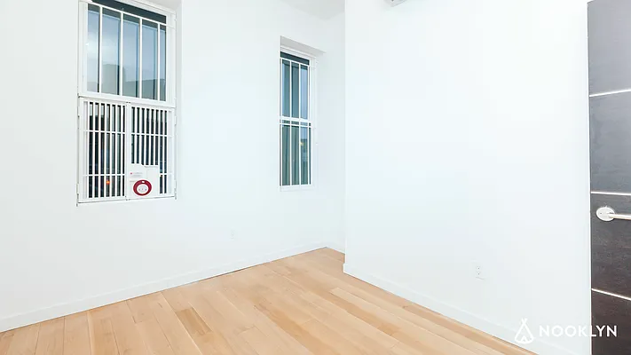 Rented by Nooklyn NYC LLC | media 59