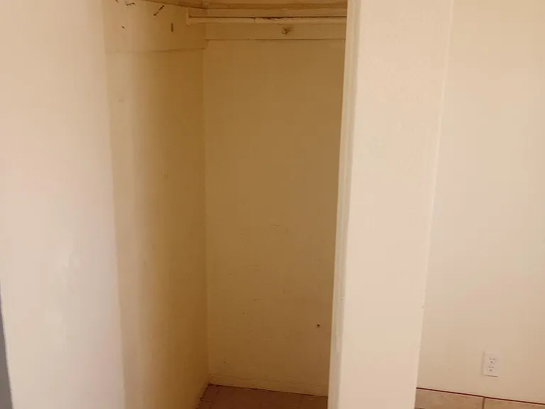 523 N Main St #4 — Photo 11