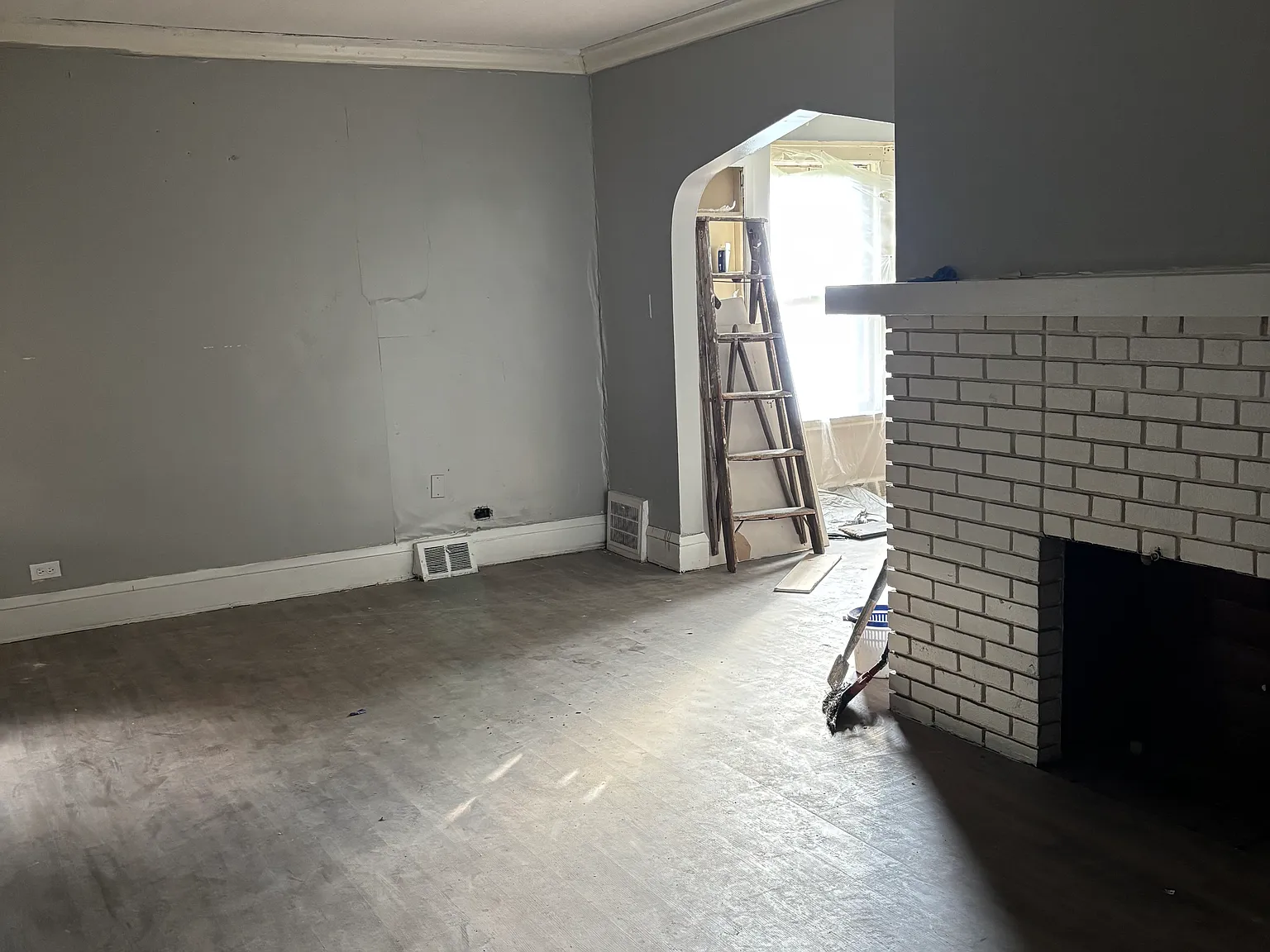 3 bed, 1.5 bath, 1130 sqft, $950 — Photo 3