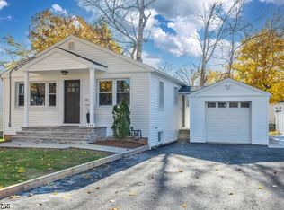344 Willow Ave, Scotch Plains, NJ 07076