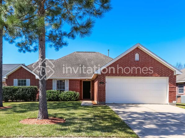 383 Hyland Ln