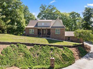127 Ridgeland Ln, Sharps Chapel, TN 37866
