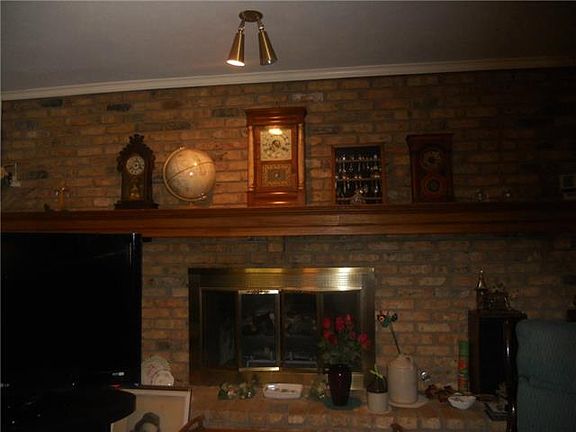 5th image of 612 Marcus Dr