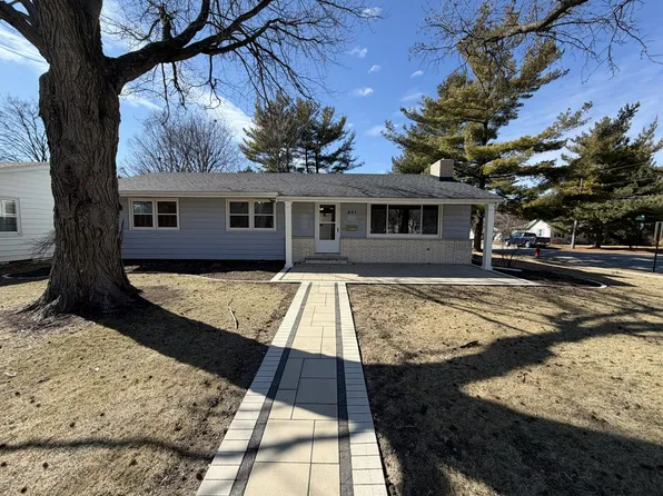 301 Oakdale Ave, Normal, IL 61761