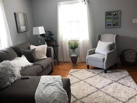 5th image of 816 Oaks Ave