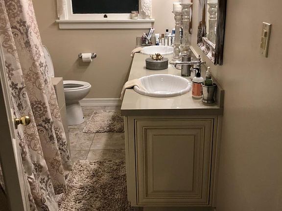 5th image of 601 Carnelian St