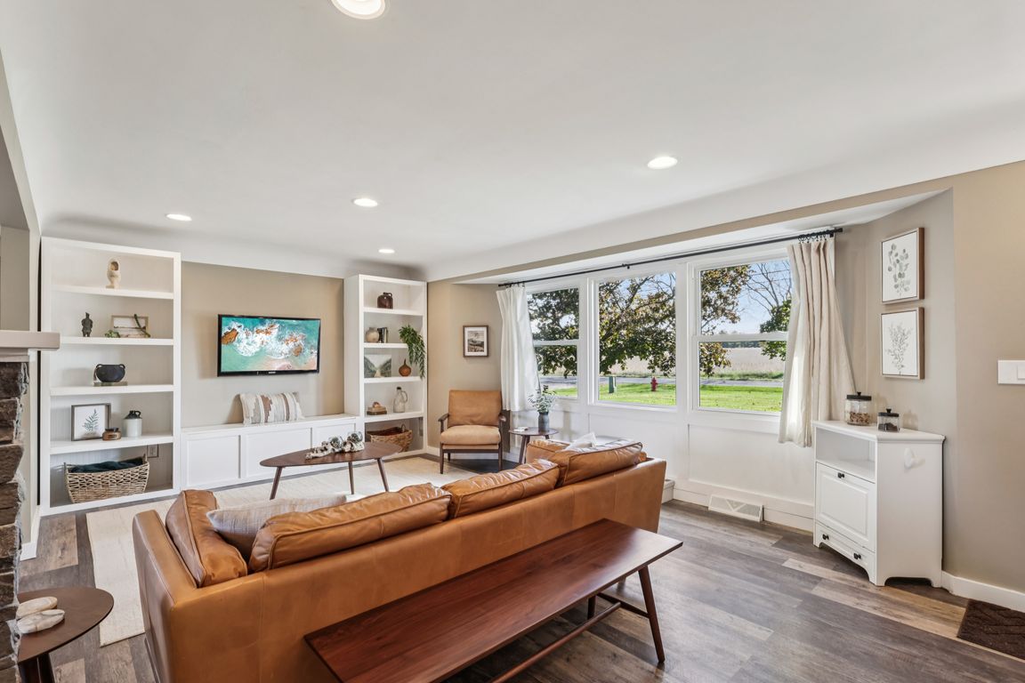 next background image