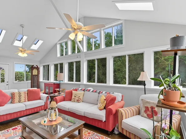 24 Port Royal Drive, Toms River, NJ 08757
