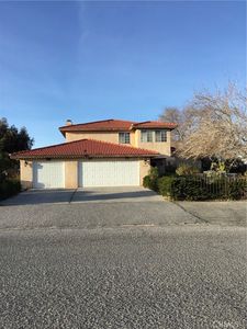 17590 El Cajon Dr, Hesperia, CA, 92345