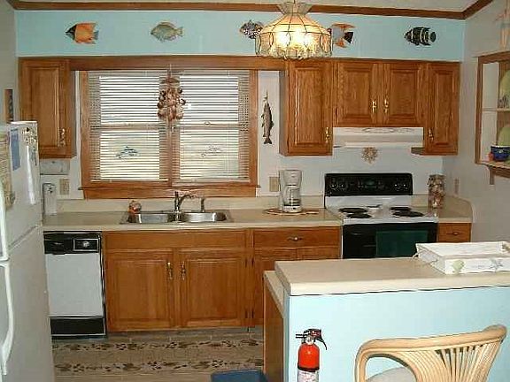 2nd image of 3836 N Virginia Dare Trl N Building 5