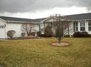 2520 Lippizan Ln, Grayslake, IL 60030