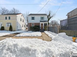 326-328 Eastern Pkwy, Newark, NJ 07106