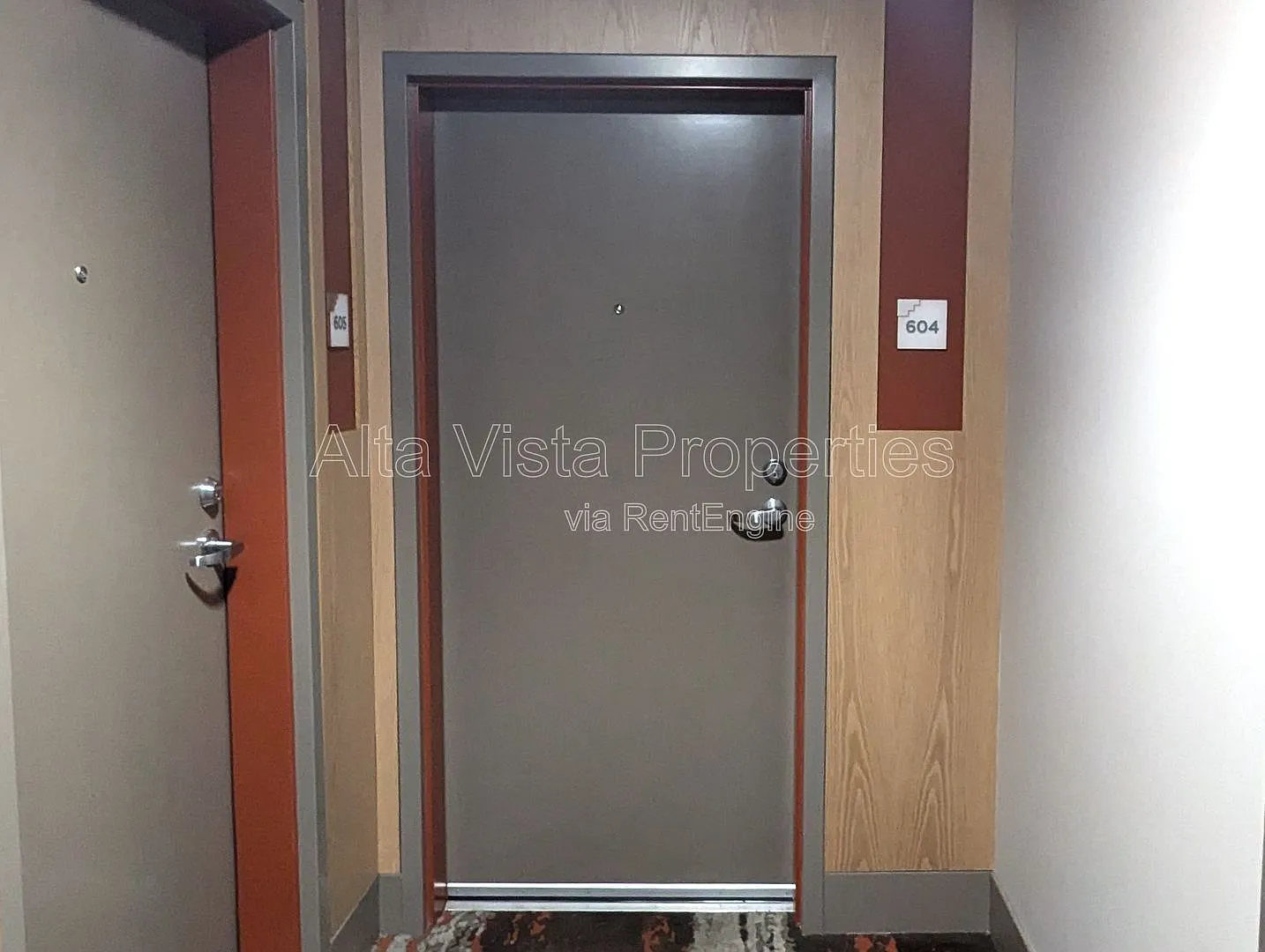 2 bed, 2.0 bath, 1079 sqft, $3,395 — Photo 2
