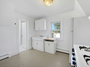 91 Rochelle Pkwy FLOOR 2, Saddle Brook, NJ 07663