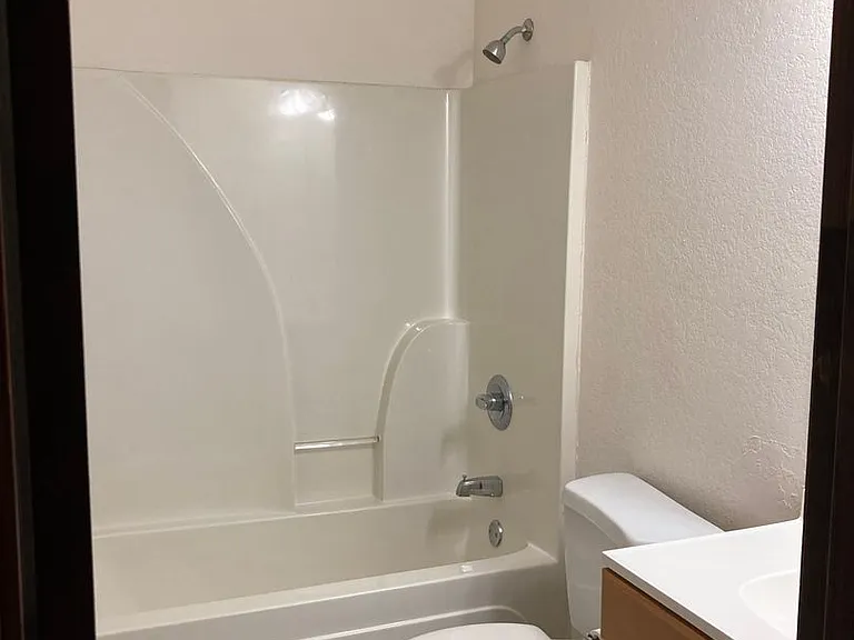1729 Louise Dr SE — Photo 10