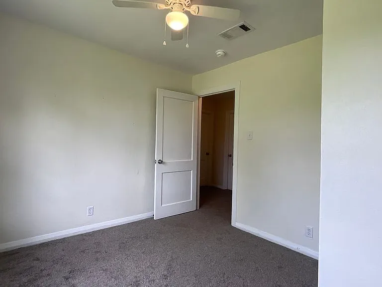 1307 Aaron Ave — Photo 12
