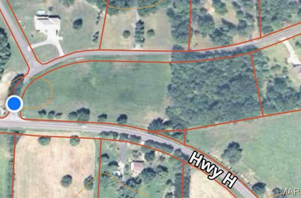 1st image of 225 Evergreen Dr