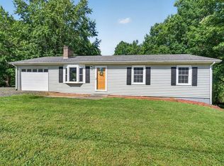 155 Lonesome Dove Dr, Woodlawn, VA 24381