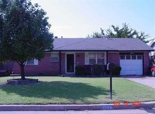 1012 NW 21st St, Moore, OK 73160