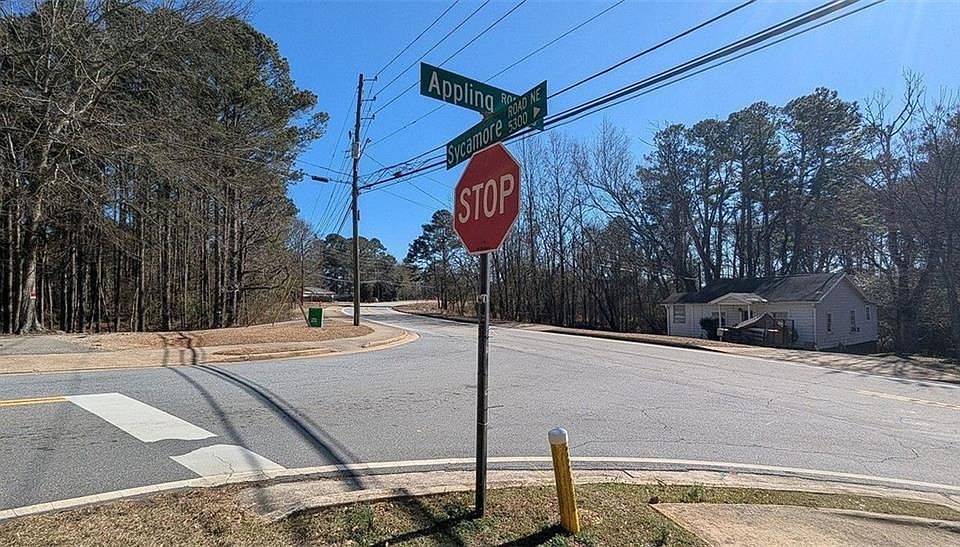 1st image of 5305 Sycamore Rd #306