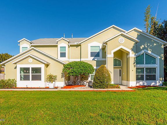 2nd image of 1484 Wellington Cir