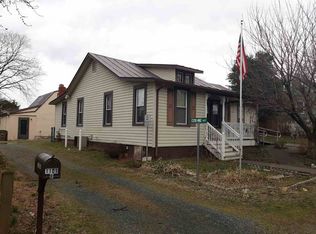 1109 Myrtle St, Charlottesville, VA 22902