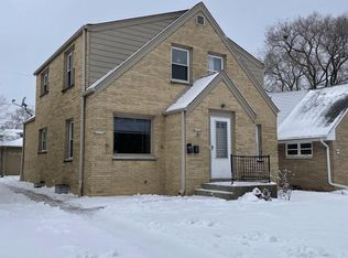 4037 S 2nd St, Milwaukee, WI 53207