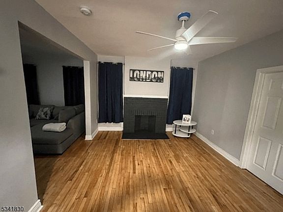 3rd image of 62 Schuyler Ave