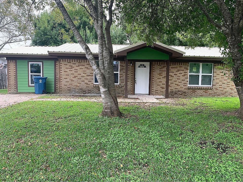 1st image of 1508 Leon Dr