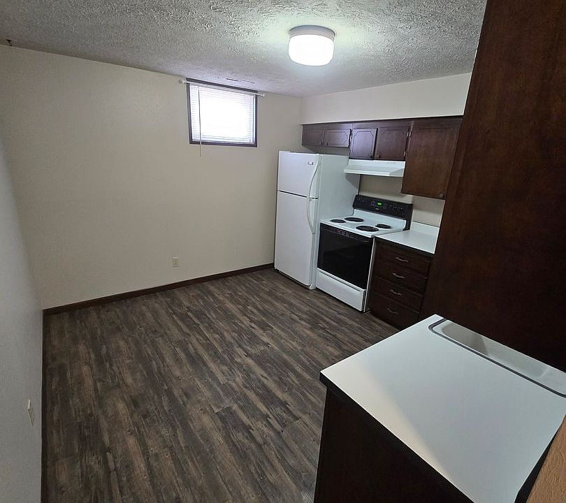 1st image of 704 1/2 S 11th St