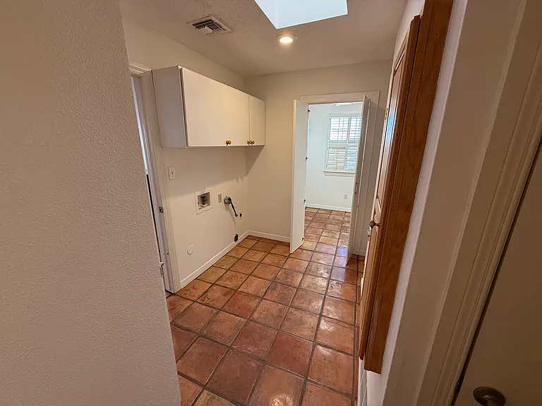 Laundry/Utility Room