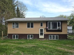 8177 W Mount Morris Rd, Flushing, MI 48433
