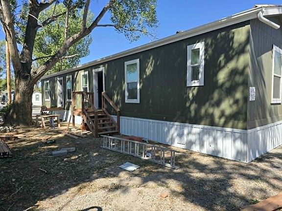 2nd image of 249 F Rd