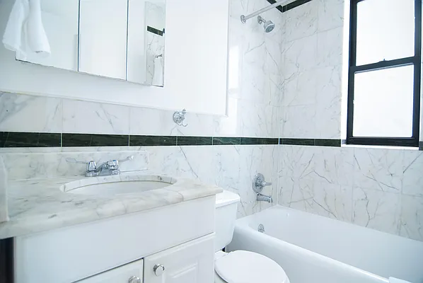 Rented by WAM Partners - William Moses Co. | media 34