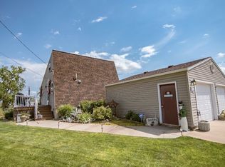 14 Driftwood Dr, Columbus, NE 68601