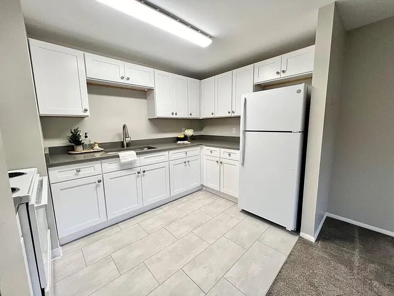 5 Grove St #A3 — Photo 12