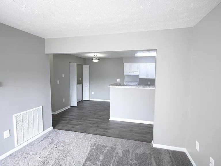 3405 Lindsay Dr — Photo 5