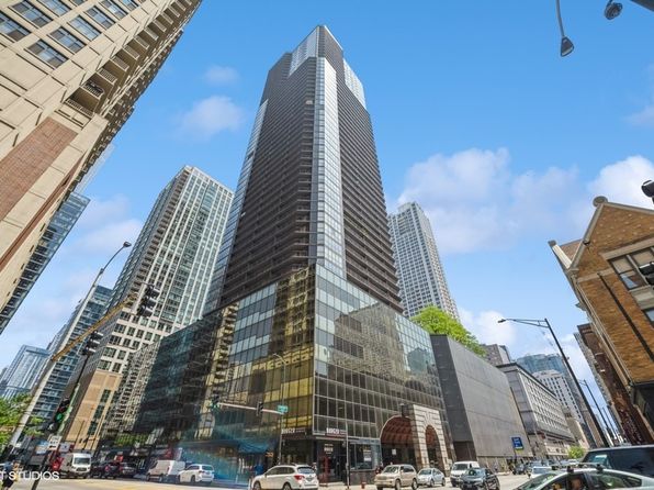 10 E Ontario St APT 3408, Chicago, IL 60611