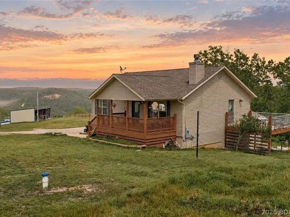 132 Hunters Ridge Rd, Osage Beach, MO 65020
