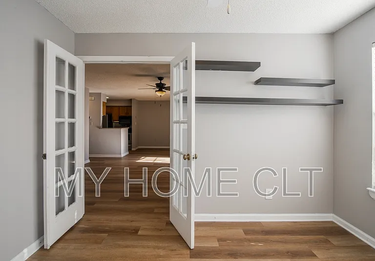 8117 Tremaine Ct #B — Photo 10