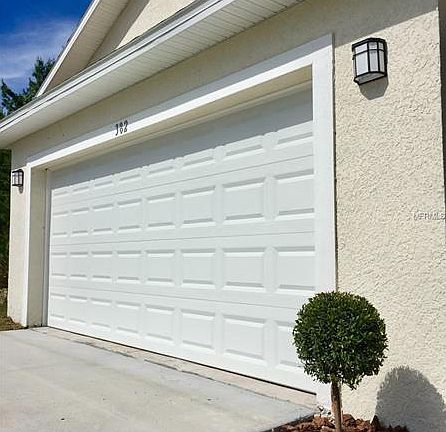 4th image of 382 Begonia Ct