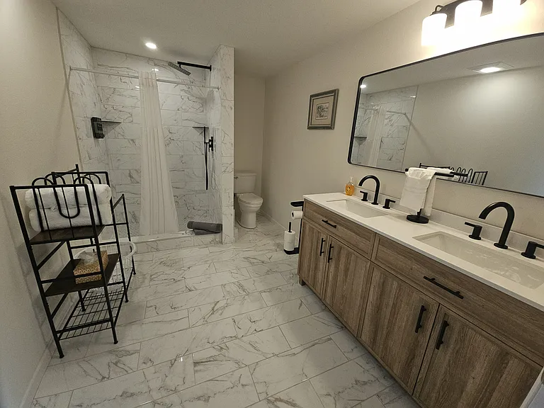 Private Master Bathroom