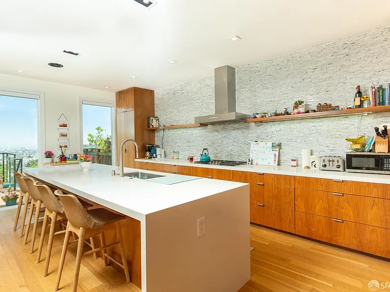 33 Fountain St — Photo 6