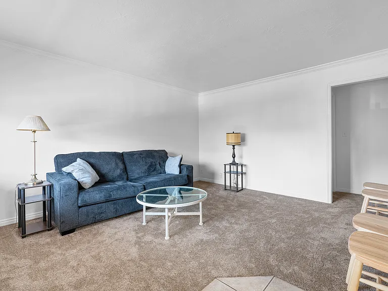 865 N 500 W #11 — Photo 9