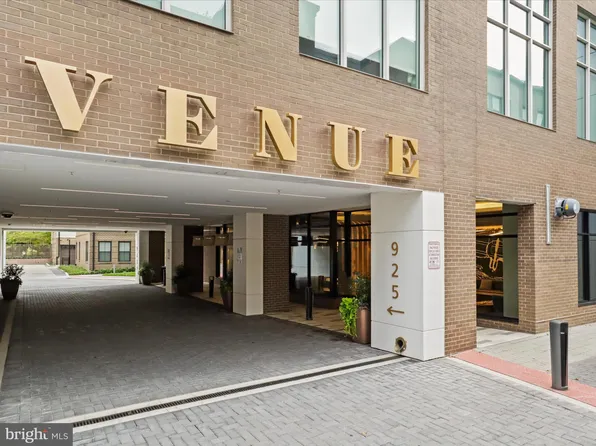 925 N Fairfax St #904, Alexandria, VA 22314