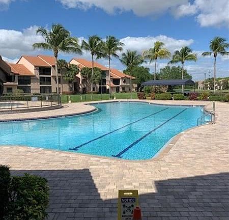 4th image of 10691 NW 14th St APT 256