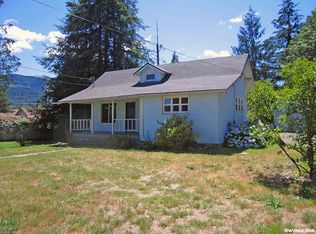 131 SW 6th Ave, Mill City, OR 97360