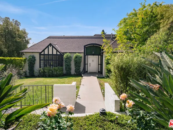 690 Westgate St, Pasadena, CA 91103