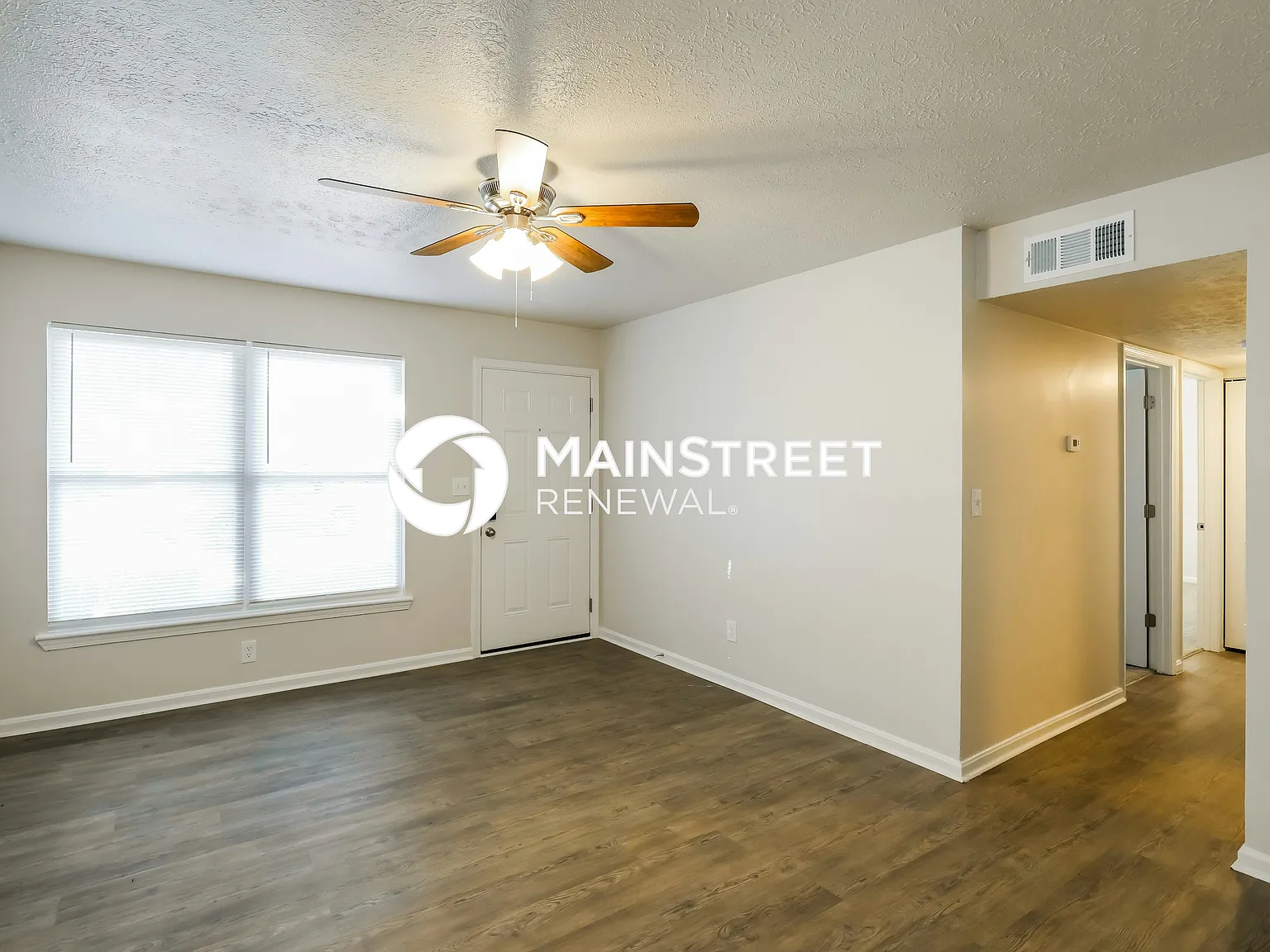 11702 Brackenberry Ct — Photo 3